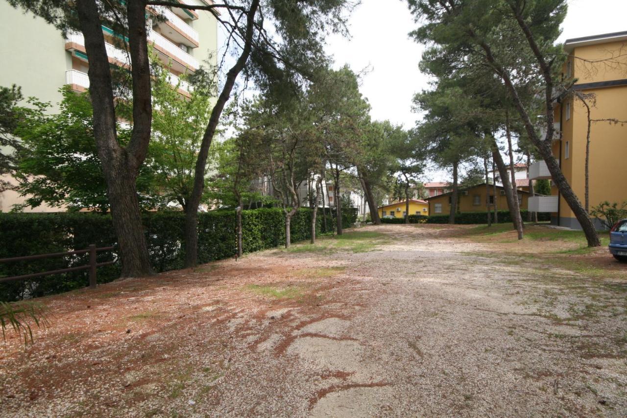 Ba- Tintoretto Apartments - 利尼亚诺萨比亚多罗 外观 照片