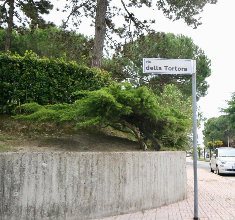 Ba- Tintoretto Apartments - 利尼亚诺萨比亚多罗 外观 照片